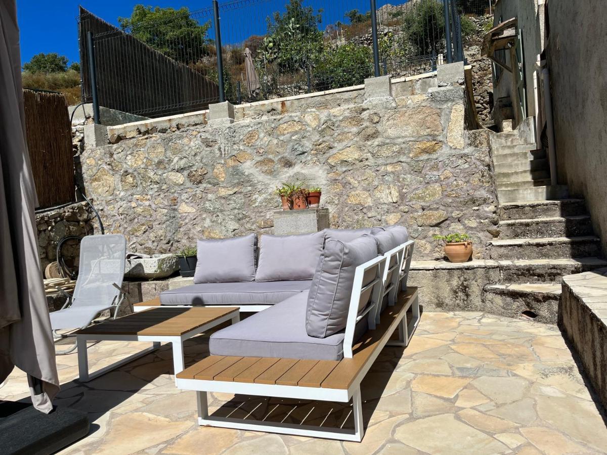 Casa Orsini Ferienhaus Nessa